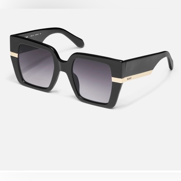 Quay Australia Accessories - Quay Australia Black Oversized Sunglasses with Gold Accents